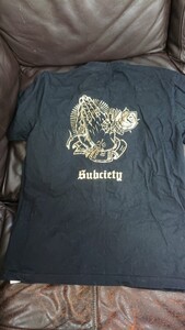 美品！Subciety☆バックプリント、ゴールドプリント、かっこいいTシャツ、サイズM、男女兼用、ブラック