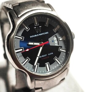 動作品 DOUBLE WATCHES チタン製 titanium クォーツ アナログ メンズ腕時計 稼働品 K441