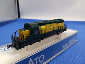 ★送料無料 即決有★ KATO USA 176-208 EMD SD40 C&NW #928 シカゴ&ノースウェスタン鉄道 