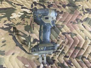 J6219 makita 18v 充電式インパクトドライバ TD173D ジャンク品