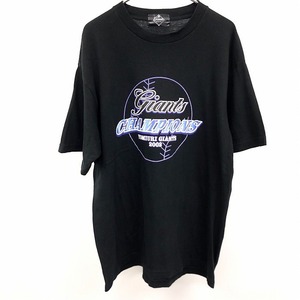 読売ジャイアンツ 巨人 YOMIURI GIANTS 野球 Tシャツ カットソー プリント 『Giants CHAMPIONS 2002』 半袖 綿100% ブラック 黒 メンズ