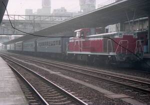 国鉄時代　DE10 DE11 水戸駅 新鶴見機関区 上野駅など 9枚　データをメール添付で送信かCD-Rで。　