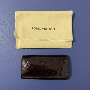 LOUIS VUITTON ルイヴィトン キーケース ミュルティクレ4 モノグラム・ヴェルニ アマラント ブラウン系 鍵入れ ブランド小物 エナメル