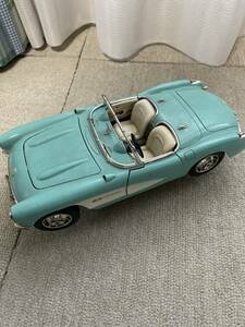 自宅保管品・ブラーゴ・イタリア製・CHEVROLET　Corvette　1952・模型・全長24.5ｃｍ・1780円