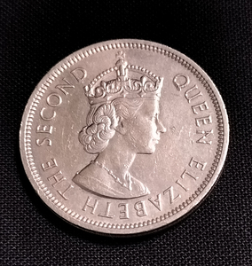 セール！アンティークコイン コイン 香港 エリザベスII 壱圓硬貨 1960