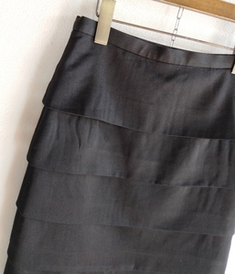 【M-PREMIER エムプルミエ】クリーニング済み size36 日本製 上質ウールのティアードスカート 仕事 デート 黒