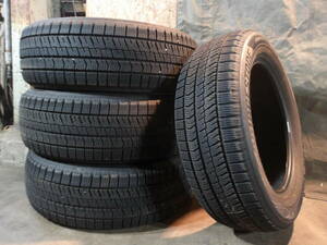 品質良 7-8分山 21年製 BLIZZAK VRX 2 215/60R17 BRIDGESTONE(ブリヂストン) 個人宅配送不可 愛知交換可 中古スタッドレス4本 063 86