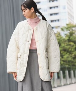 ◆Ray BEAMS レイビームス　23AW 美品 キルティング ノーカラー ブルゾン　キルティング ノーカラー 中綿 ジャケット 白 サイズ1