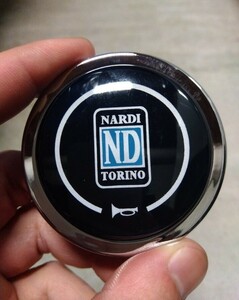 ホーンボタン NARDI　送料無料