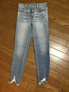 良品【AMERICAN EAGLE/アメリカンイーグル】切りっぱなしスキニーデニム/4★ストレッチ★レディース★USED