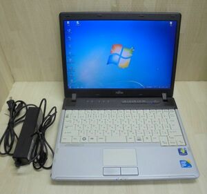 12.1 インチ 小型ノート　LIFEBOOK FMV-R8290　Windows 7 Pro SP1