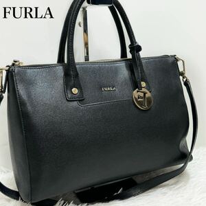 超美品！FURLA フルラ　リンダ　レザー　2way ハンドバッグ　ショルダーバッグ　トートバッグ　肩がけ可能　斜めがけ不可　黒