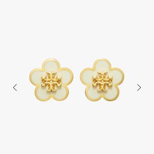 新品未使用　Tory Burch トリーバーチ キラ エナメル フラワー スタッズ ピアス　ホワイト