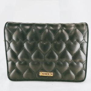 【美品】Moschino モスキーノ チェーンショルダーバッグ 斜め掛け 手提げ ポシェット ブラック 黒 ロゴ金具 キルティング ハート レザー