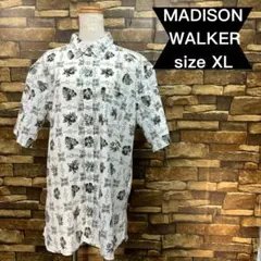 b0987 MADISON WALKER (XL)半袖シャツ 蝶と花柄 白色