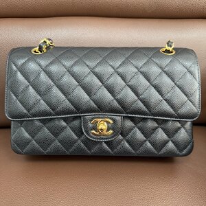 限定 新品未使用 ※CHANEL シャネル※ A01112 ダブルフラップマトラッセ キャビアスキン チェーンショルダーバッグ ゴールド金具