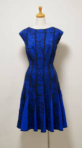 TADASHI SHOJI　タダシショージ　ROYAL BLUE & BLACK　ワンピース　「S 」/ ９号程度