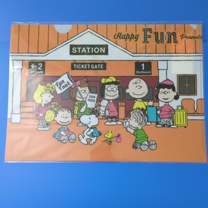 ★スヌーピー★阪急百貨店【うめだスヌーピーフェスティバル】★Happy Fun Peanuts★A4 クリアファイル★④ラスト！