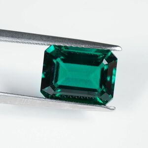 大粒 3.84ct ザンビアカラー合成エメラルド ハイドロサーマル 912