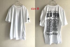 新品★最大値下げ★FREEDOMDAY フリーダムデイ　綿100%　半袖Ｔシャツ　バックプリント ホワイト　サイズM　参考価格：8,800円（税込）