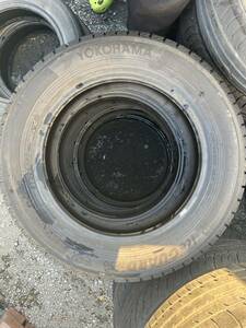 ヨコハマ　スタッドレス　175/65R15 4本セット　中古タイヤ