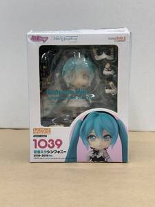 ★R302 / 未開封・箱傷み品 ねんどろいど 初音ミク 1039 初音ミクシンフォニー 2018-2019Ver. フィギュア ★