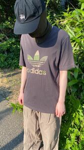 adidas 迷彩 トレフォイルロゴ 半袖Tシャツ