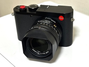 いつかはライカ、Leica Q3 　超美品