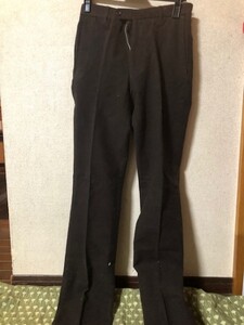 【新品・タグなし】　ベネトン　厚手パンツ　綿100％