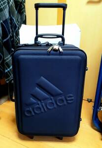 美品 adidas/アディダス 黒 布 キャリーケース/スーツケース/キャリーバッグ 旅行/出張.. ※ 同梱不可