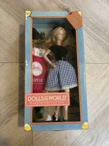 barbie doll of world バービーcollector1980 未開封品