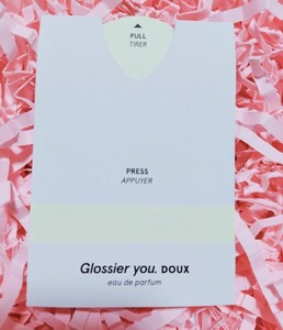 【Doux Sample Spray Card】オードパルファムサンプル★glossier　グロッシアー　海外コスメ