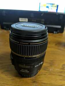 Canon（キヤノン）EF-S 17-85mm 1:4-5.6 IS USM 中古品です。