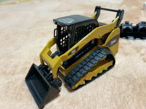 CAT 299 Compact Track Loader 1/32スケールモデル