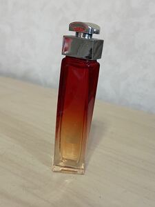 サルヴァトーレ・フェラガモ　Salvatore Ferragamo　サブティール　オーデパルファム　ボトルタイプ　5ml　ほぼ満タン 定形外発送は140¥