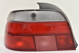 【良好品】BMW E39 5シリーズ 525i 純正 HELLA製 テールレンズ 左側 ハーフクリア テールライト 品番 2VP 007 240-07