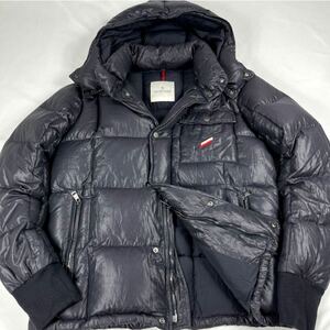 定価15万!! 超希少XL◎美品 正規品 モンクレール MONCLER メンズ 高級 ダウンジャケット REYNOLD ブラック フード脱着可 極暖 トリコロール