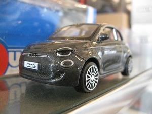 即決可★イタリア販売ブラーゴ1/43FIAT500e 2021 500E FULL ELECTRIC☆