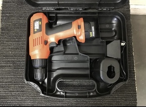 ★岐阜発　BLACK&DECKER/ブラック＆デッカー/CD9600/DIY/日曜大工/電動工具/ドライバー/電気ドライバー/ジャンク扱い　8/13★