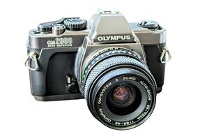 一眼レフカメラ 初心者 中古 フイルムカメラ OLYMPUS OM2000 35-70mm 1:3.5-4.5【中古】