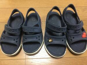 クロックス　サンダル　2足セット　C10 C8 クロックス crocs 17.5 15.5 子供　サンダル　キッズ　サンダル　クロックス　中古