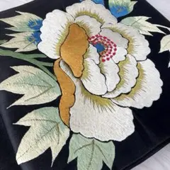 アンティーク名古屋帯　上質　美品　刺繍の花模様　黒に近い焦げ茶　正絹　No.35