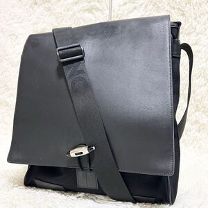 1円●入手困難●MONTBLANC●モンブラン メッセンジャーバッグ ショルダーバッグ ロゴストライプ A4収納 カバン 鞄 ブラック 黒 メンズ