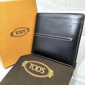 17 Φ 【 TOD’S 】 トッズ ステッチ レザー フラップ 二つ折り財布 ウォレット 小銭入れあり 4カードポケット ブラック系 商品ランクB 