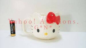 Hello Kitty Die Cut Mug 240ml /ハローキティ　ダイカット・マグカップ　240ml　サンリオ　未使用品