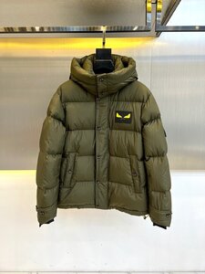 FENDI フェンディ メンズダウンジャケット ブルゾン ハイネック 上着 カジュアル ブランド 冬服 フード取り外し可能 サイズ50 1000円～