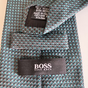 HUGO BOSS (ヒューゴボス)黒青緑ネクタイ