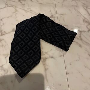 【GIORGIO ARMANI】ネクタイ CRAVATTE イタリア製 正規品 剣先10cm ジョルジオアルマーニ ブラック 黒系