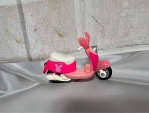 ピグレット　Piglet　バイク　ディズニー　ピンク色バイク　プーさん　トミカ　TOMICA