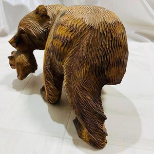 大きめ　精巧な造り　木彫り　熊　ベア　獣　オブジェ　約30ｃｍ　作者サイン入り